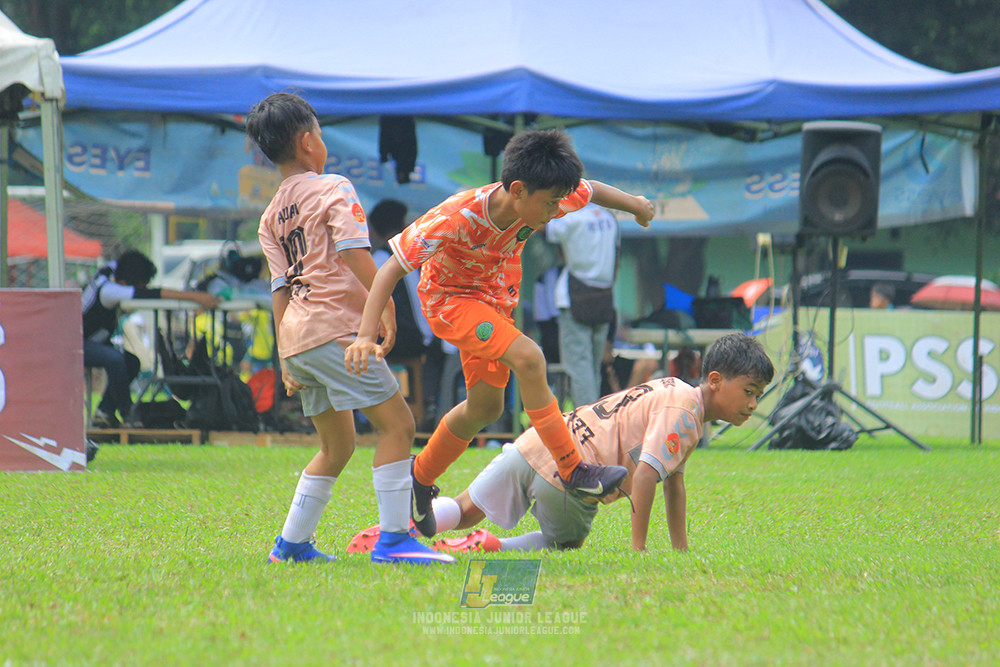 u11 170526 naz purwakarta vs soccer future lab