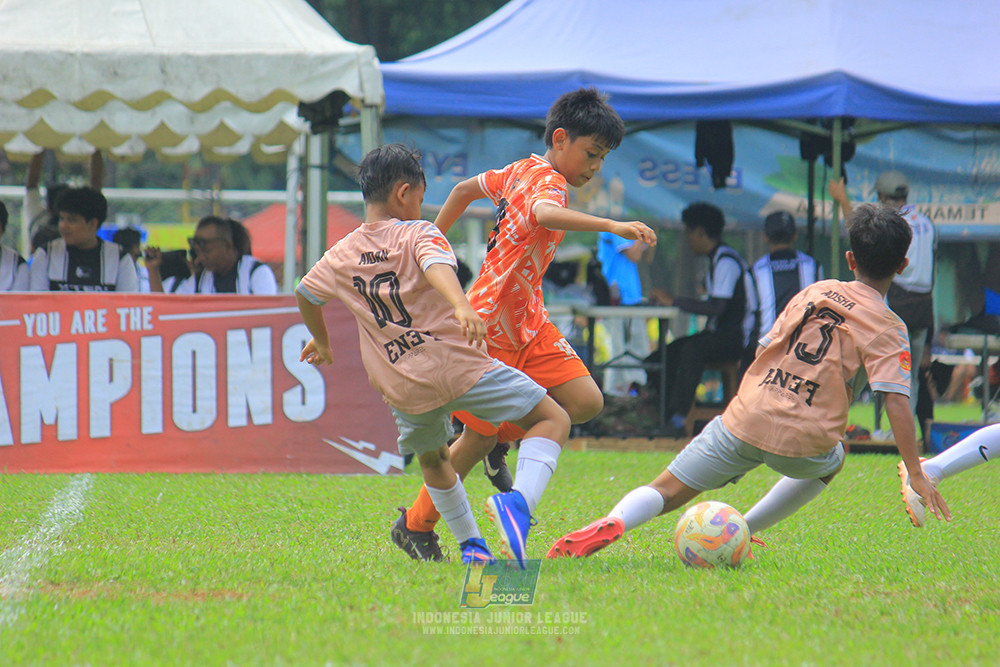 u11 170526 naz purwakarta vs soccer future lab
