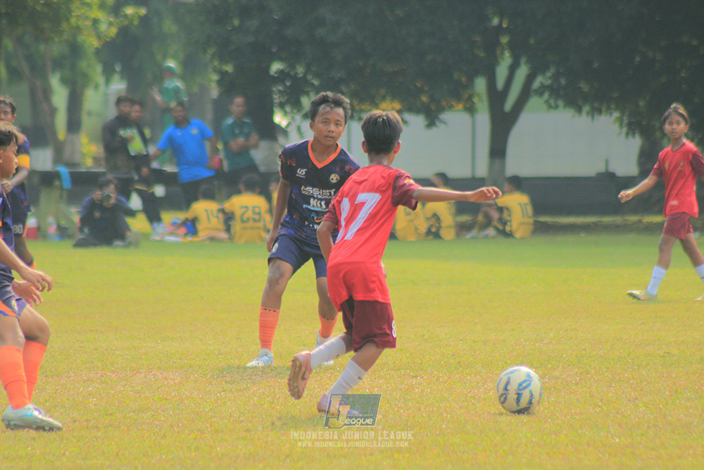 u13 200626 assist soccer school vs satharlan fc