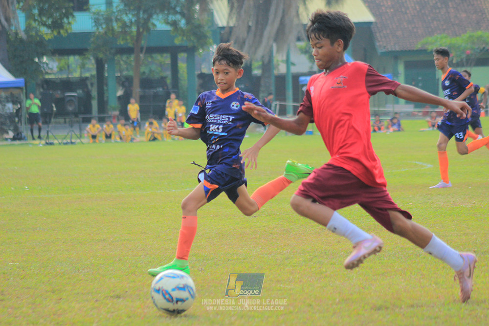 u13 200626 assist soccer school vs satharlan fc