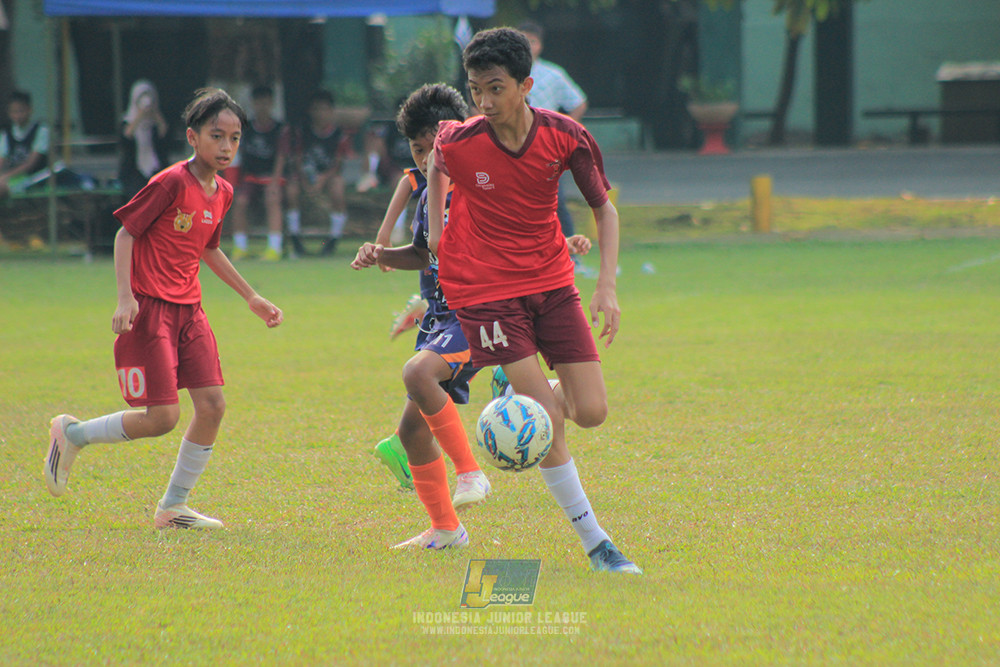 u13 200626 assist soccer school vs satharlan fc