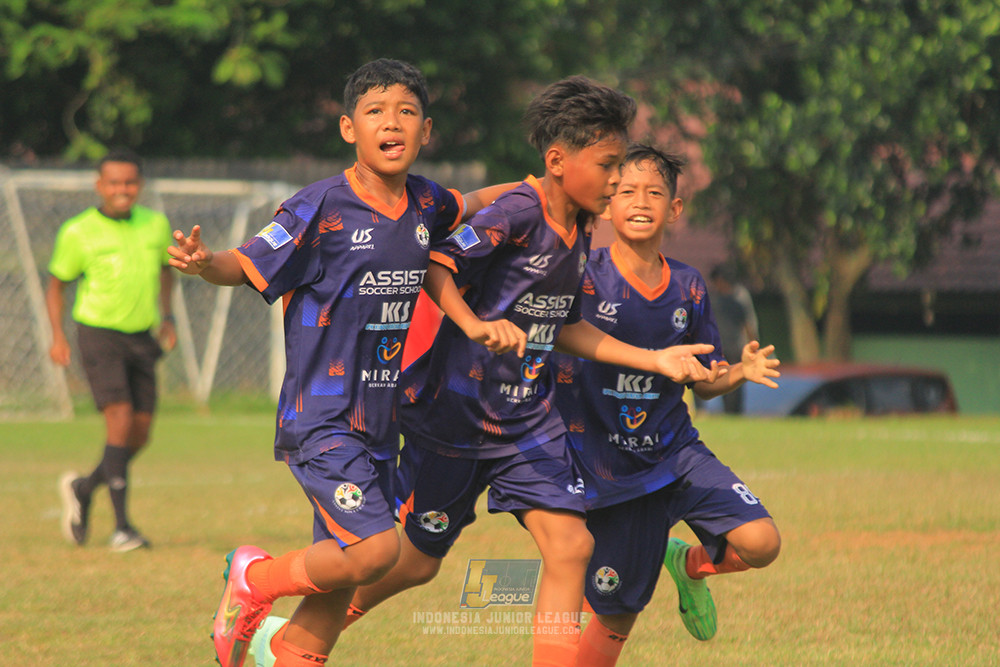 u13 200626 assist soccer school vs satharlan fc