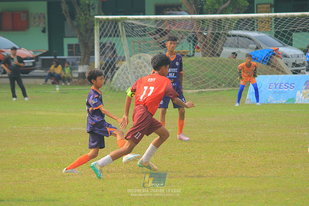 u13 200626 assist soccer school vs satharlan fc