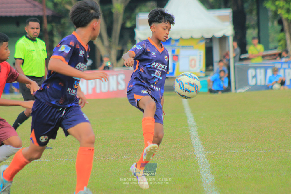u13 200626 assist soccer school vs satharlan fc