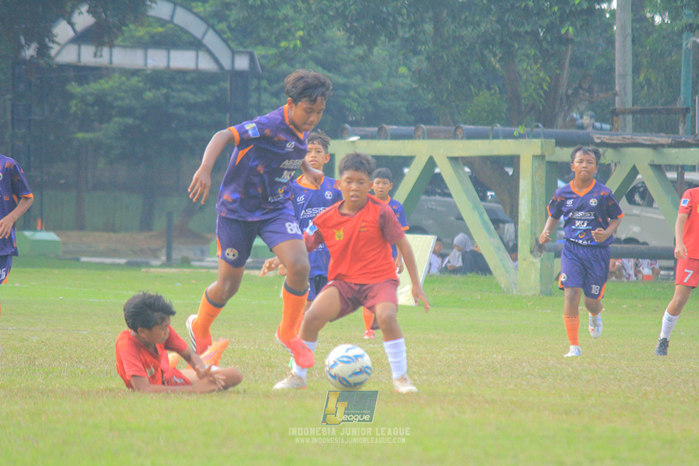 u13 200626 assist soccer school vs satharlan fc