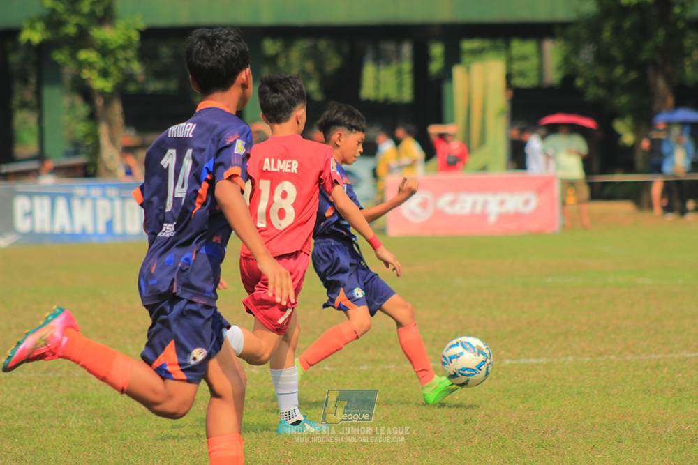 u13 200626 assist soccer school vs satharlan fc