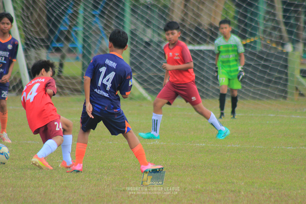 u13 200626 assist soccer school vs satharlan fc