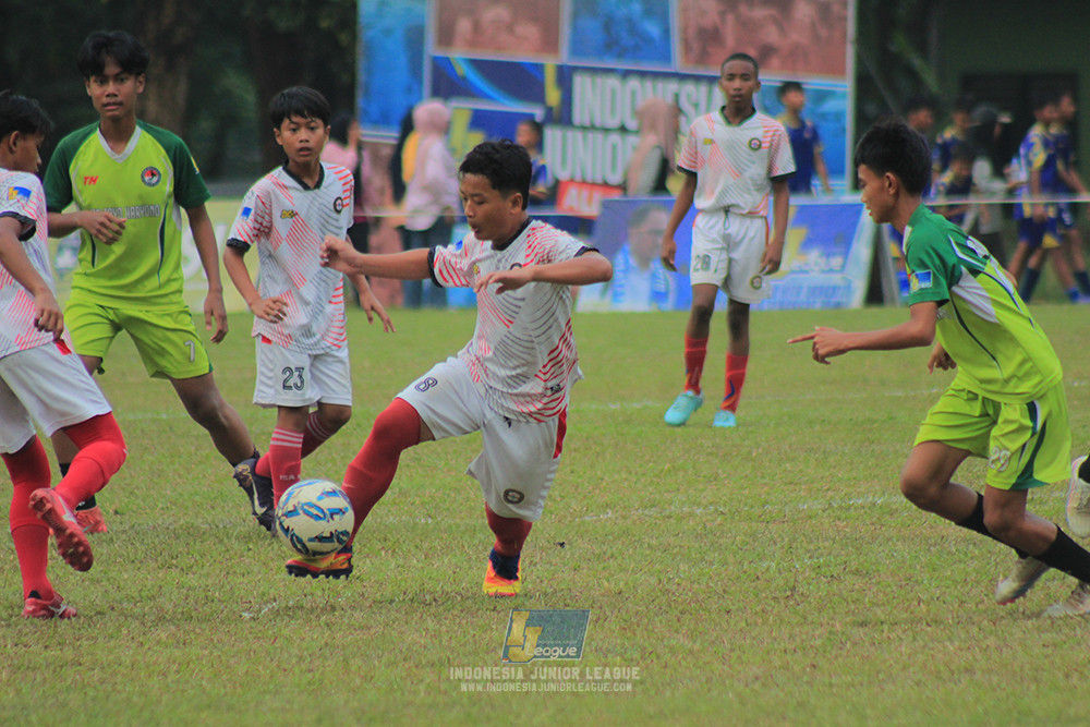 u13 200626 isa marzuki bandriawan red vs toyo haryono
