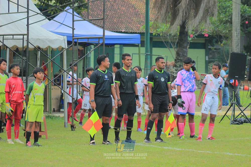 u13 200626 isa marzuki bandriawan red vs toyo haryono