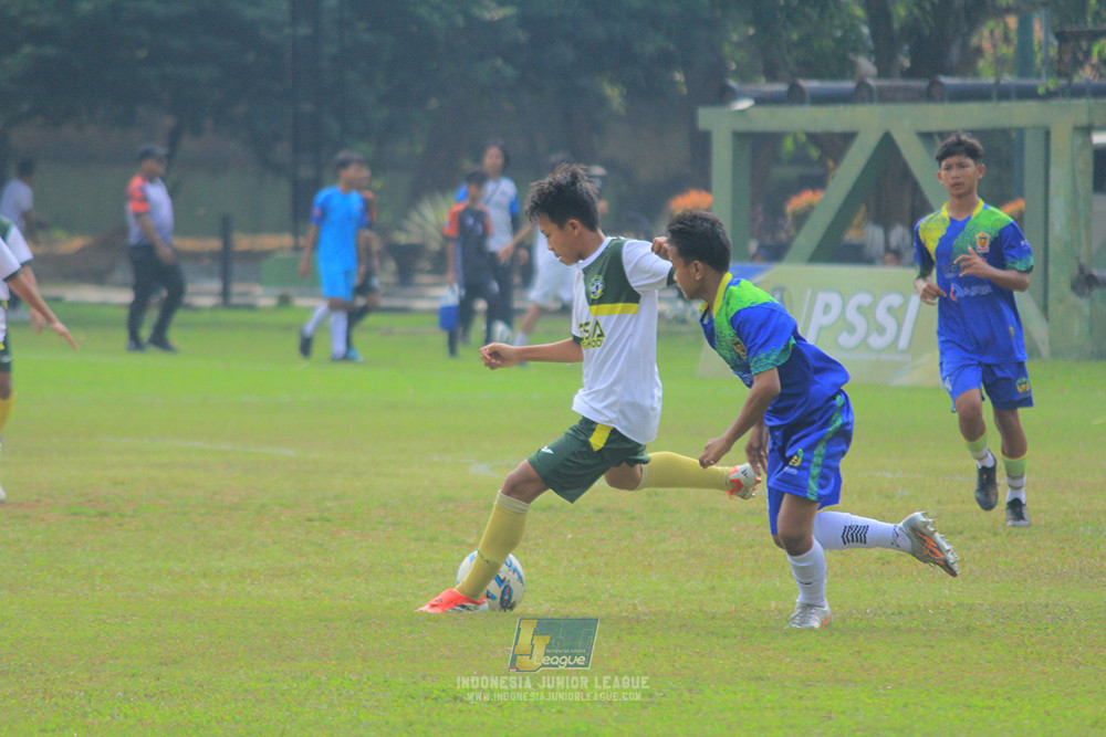 u13 200626 maesa pararaider white vs blles academy