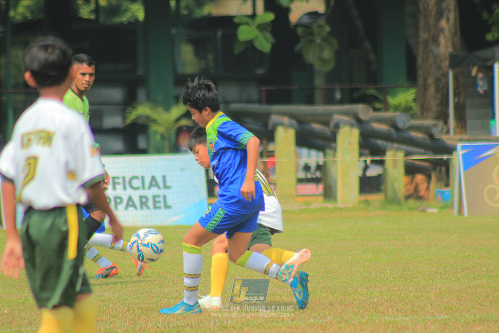 u13 200626 maesa pararaider white vs blles academy