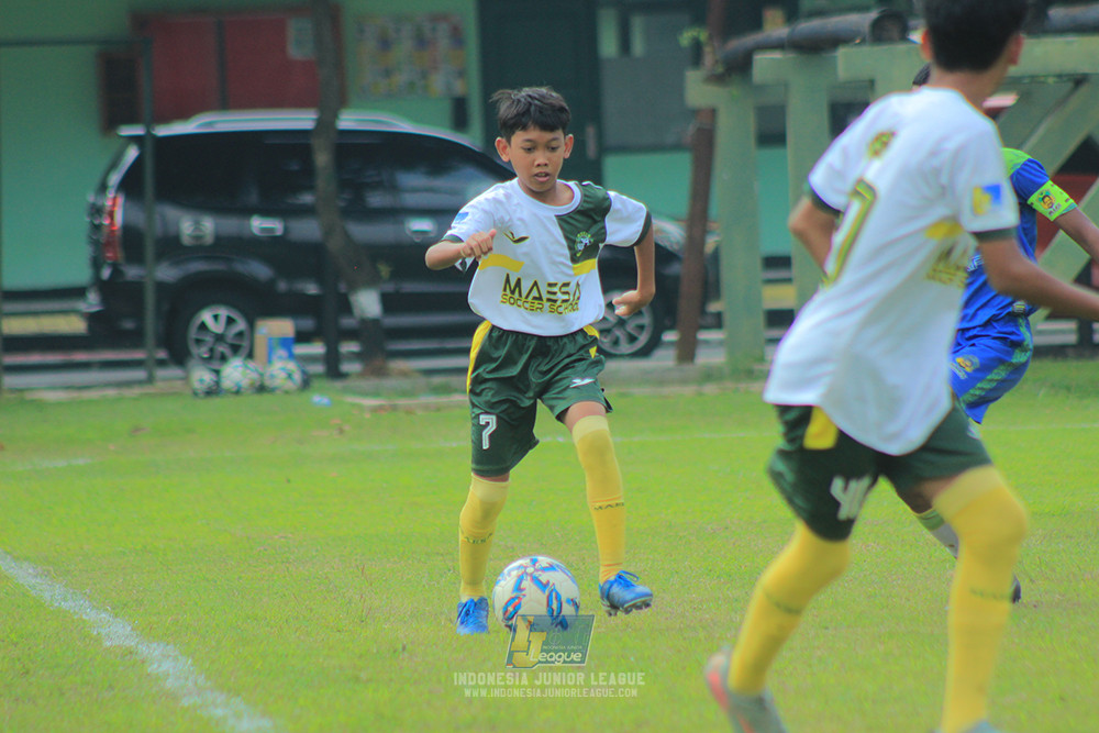 u13 200626 maesa pararaider white vs blles academy