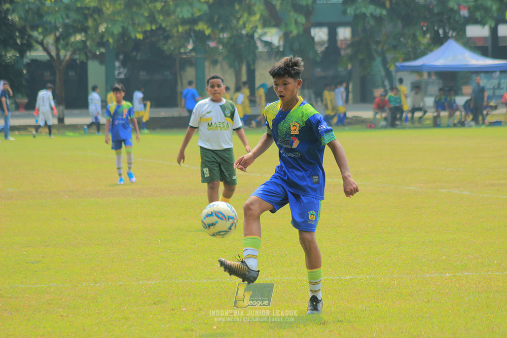 u13 200626 maesa pararaider white vs blles academy