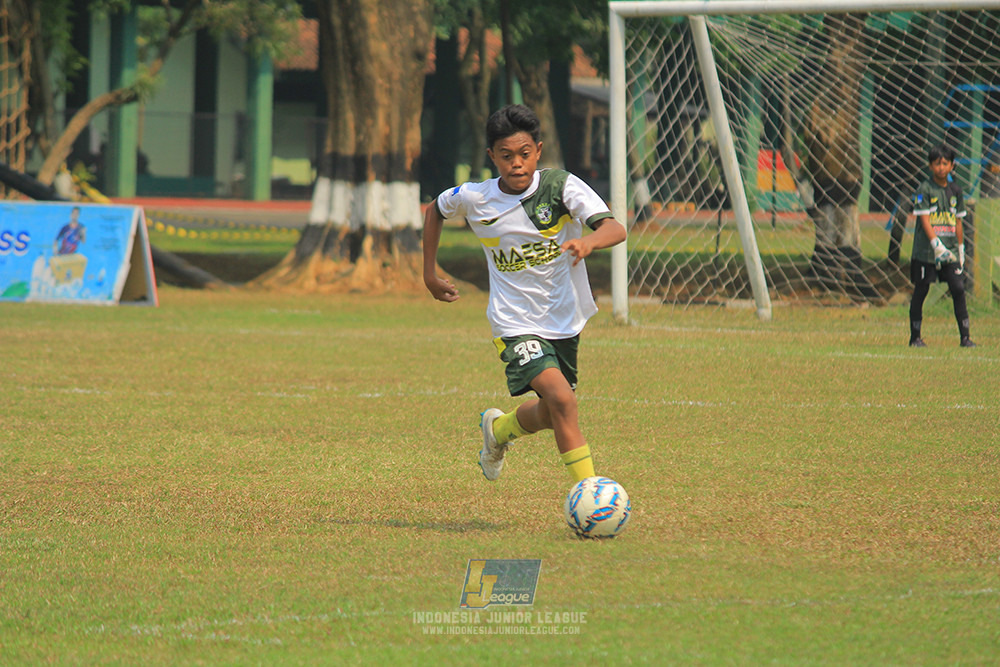 u13 200626 maesa pararaider white vs blles academy