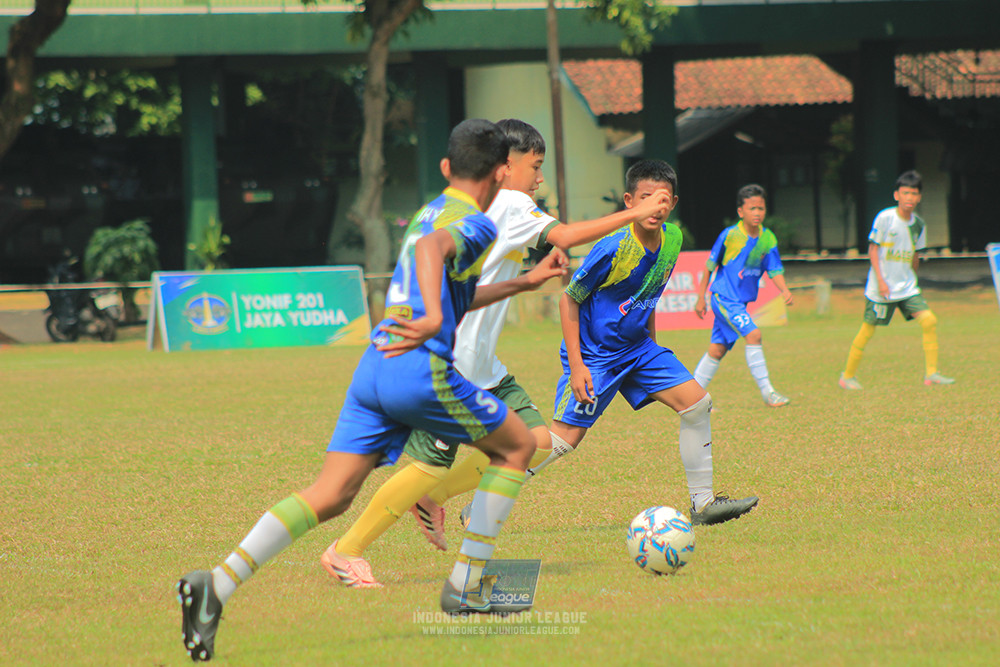 u13 200626 maesa pararaider white vs blles academy