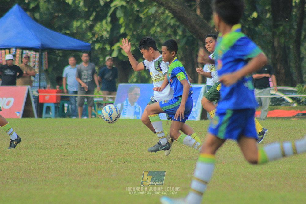 u13 200626 maesa pararaider white vs blles academy