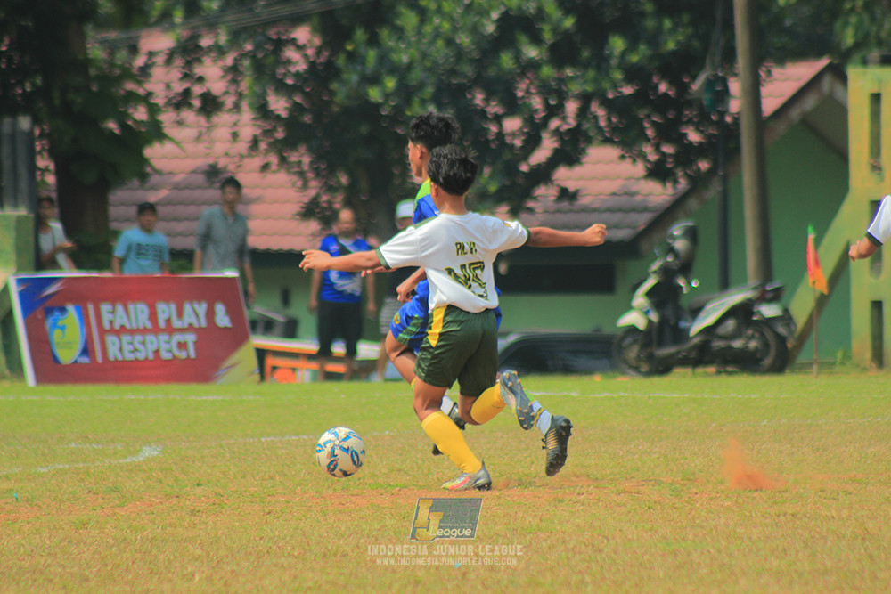 u13 200626 maesa pararaider white vs blles academy