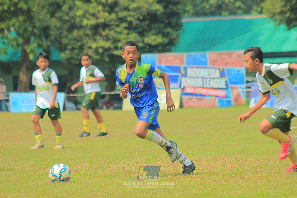 u13 200626 maesa pararaider white vs blles academy