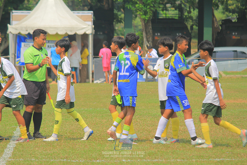 u13 200626 maesa pararaider white vs blles academy