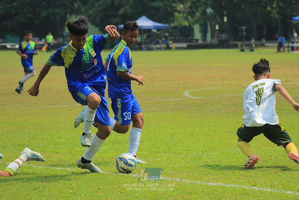 u13 200626 maesa pararaider white vs blles academy