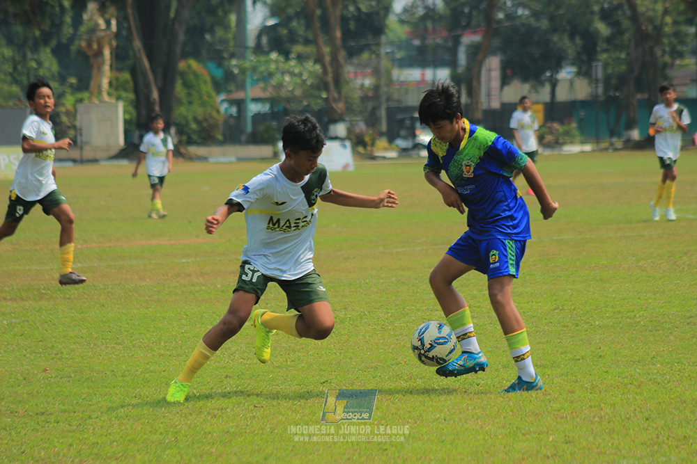 u13 200626 maesa pararaider white vs blles academy