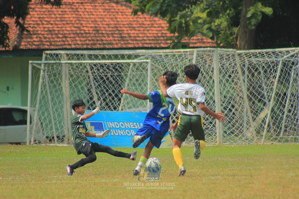 u13 200626 maesa pararaider white vs blles academy