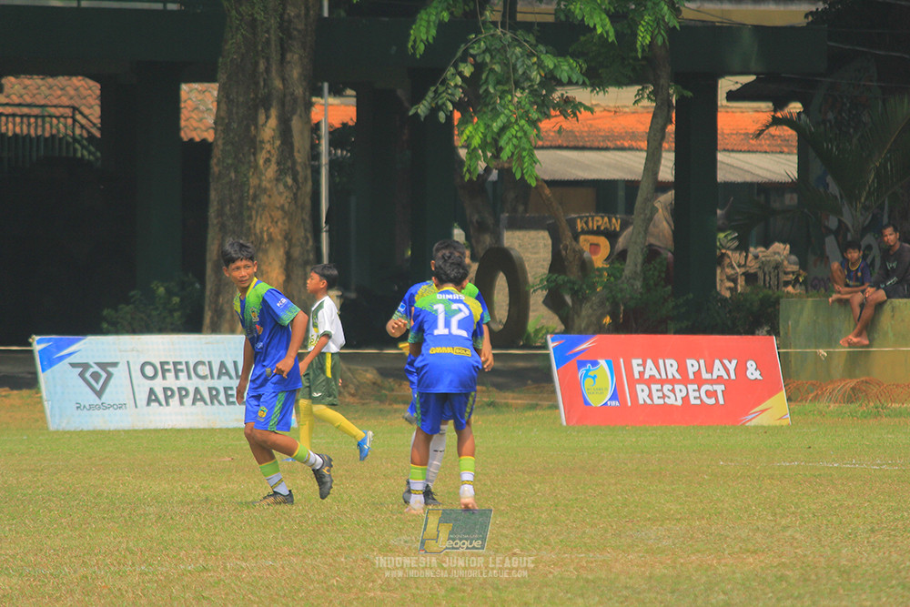 u13 200626 maesa pararaider white vs blles academy