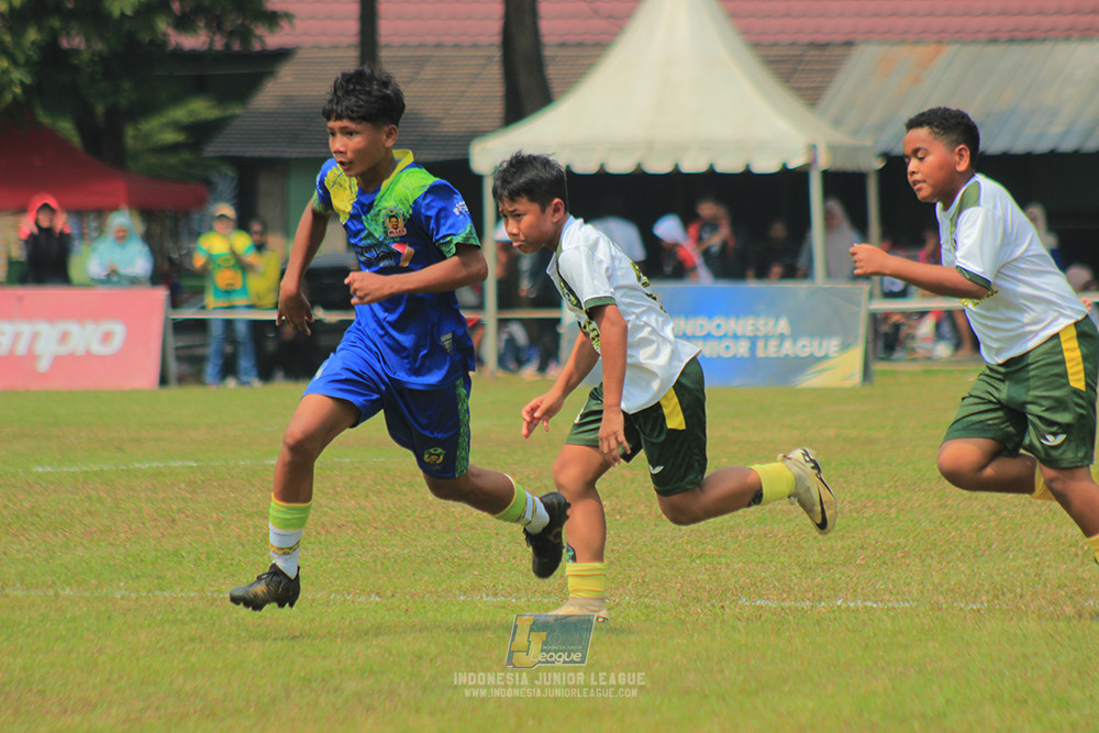 u13 200626 maesa pararaider white vs blles academy