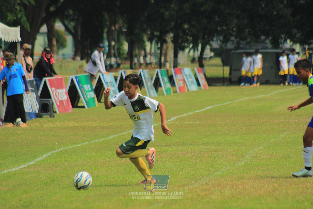 u13 200626 maesa pararaider white vs blles academy