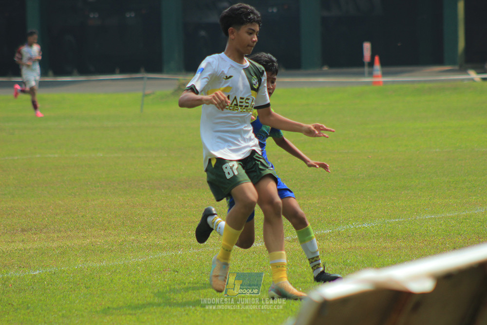 u13 200626 maesa pararaider white vs blles academy