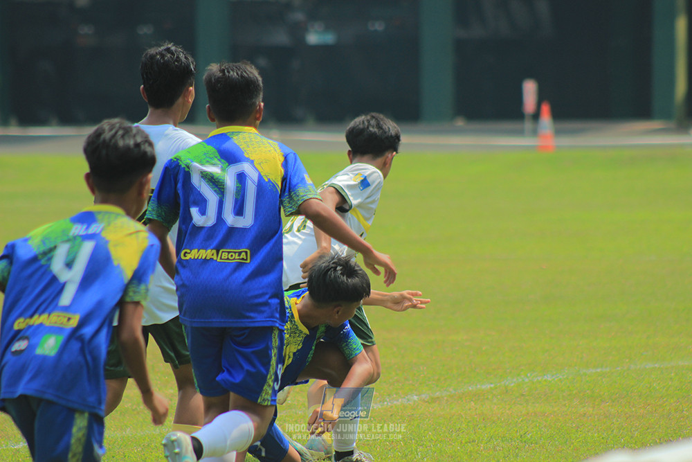 u13 200626 maesa pararaider white vs blles academy