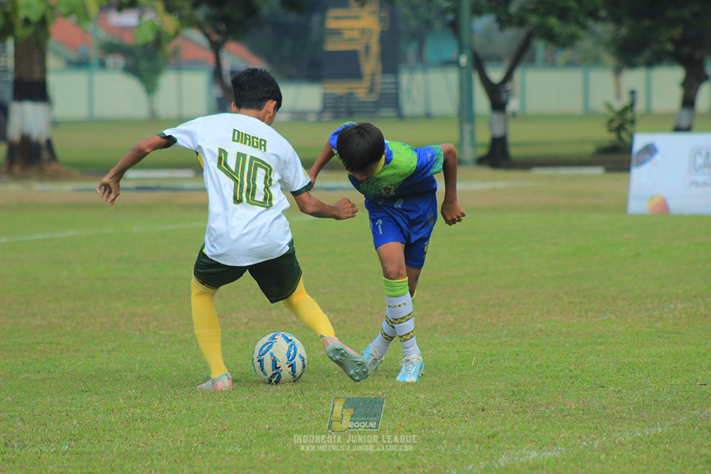 u13 200626 maesa pararaider white vs blles academy