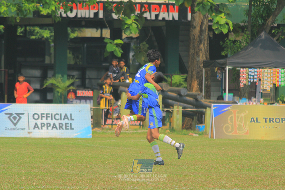 u13 200626 maesa pararaider white vs blles academy
