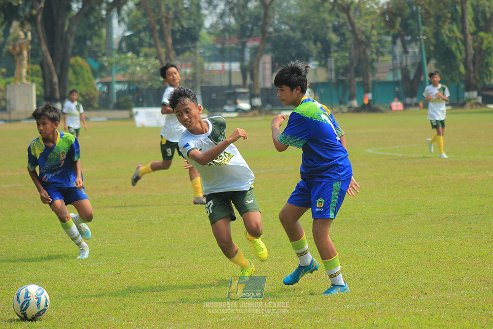 u13 200626 maesa pararaider white vs blles academy