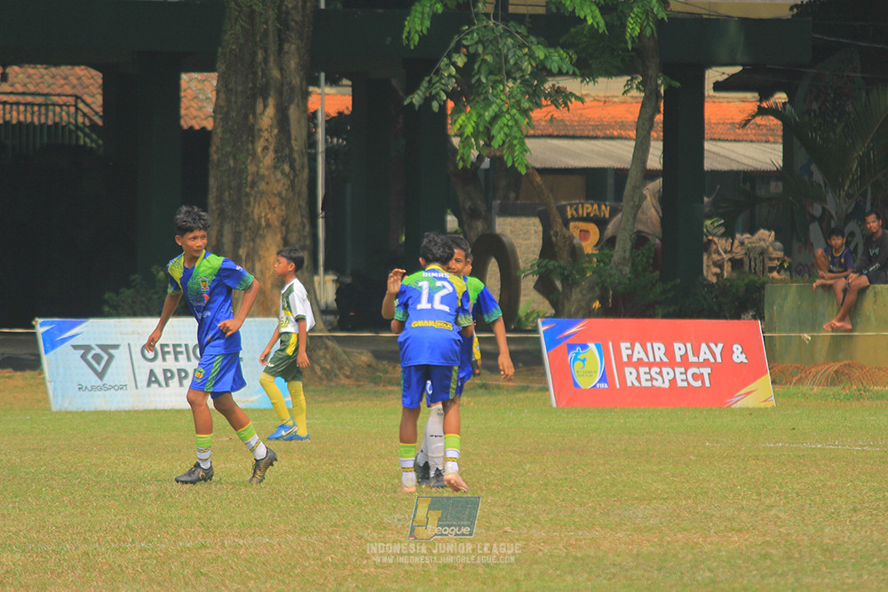 u13 200626 maesa pararaider white vs blles academy