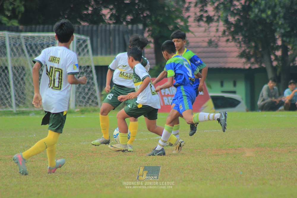 u13 200626 maesa pararaider white vs blles academy