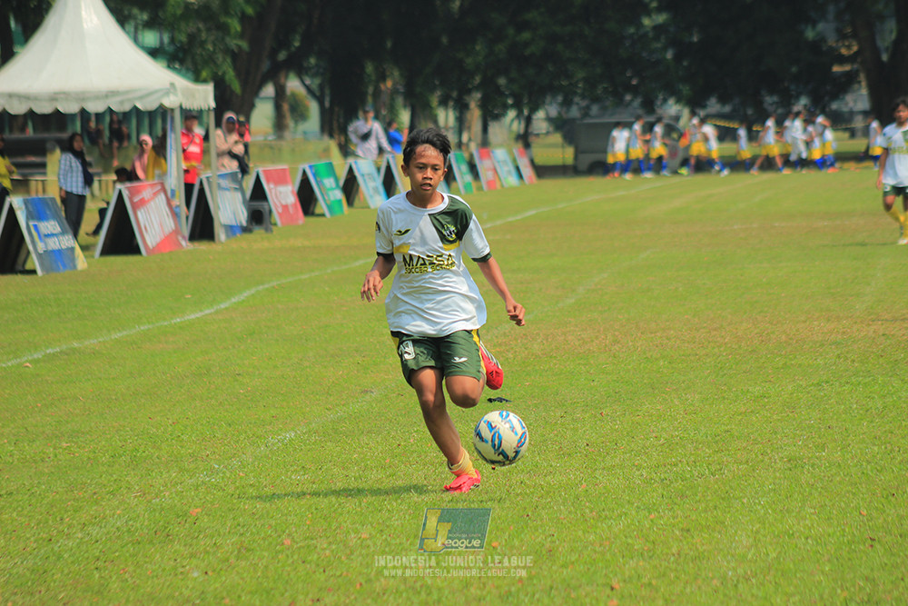 u13 200626 maesa pararaider white vs blles academy