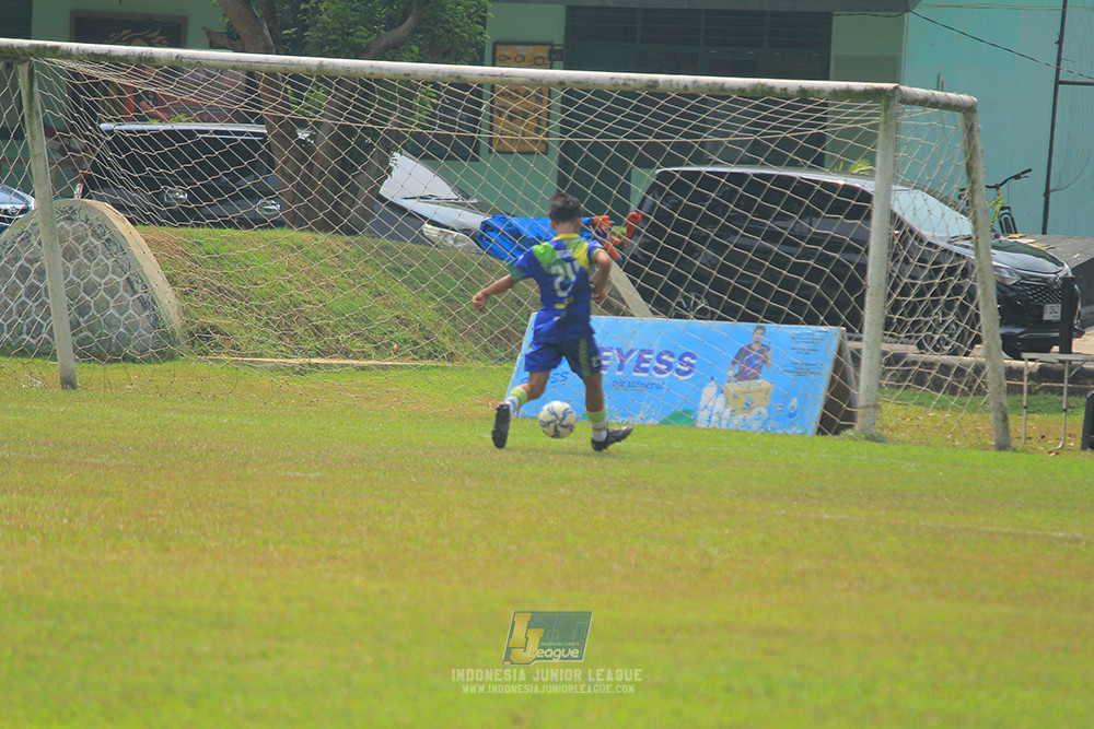 u13 200626 maesa pararaider white vs blles academy