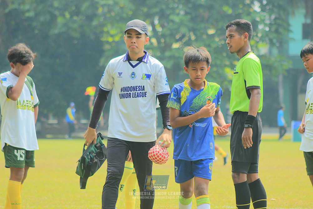 u13 200626 maesa pararaider white vs blles academy