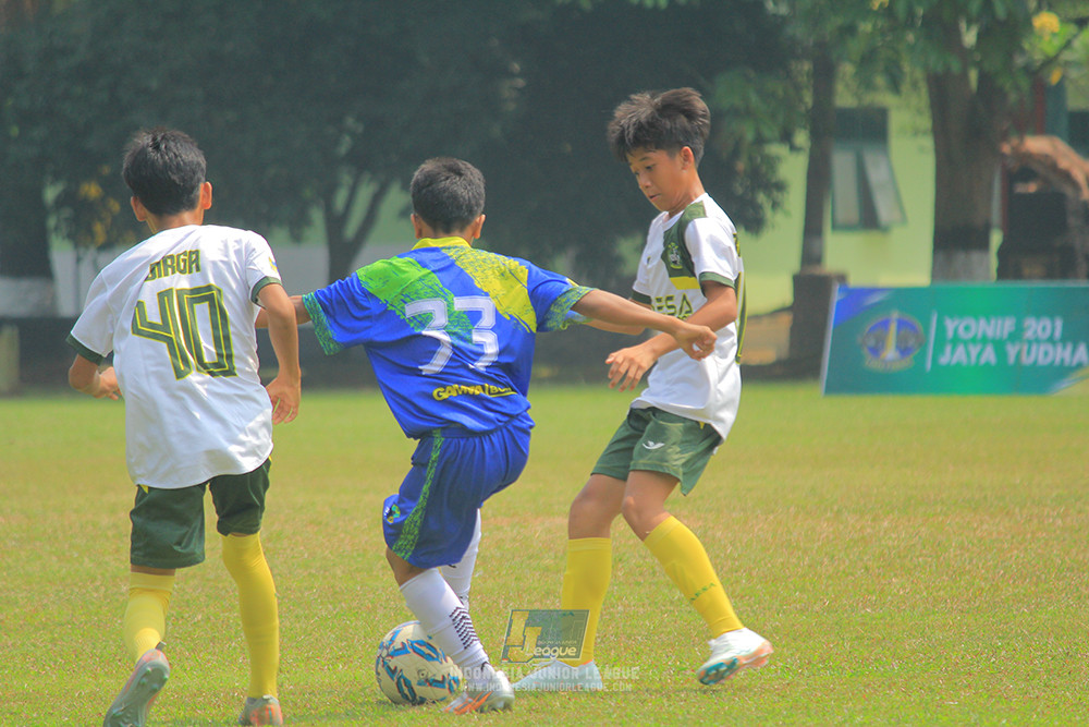 u13 200626 maesa pararaider white vs blles academy