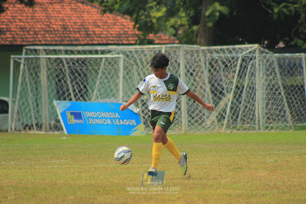 u13 200626 maesa pararaider white vs blles academy