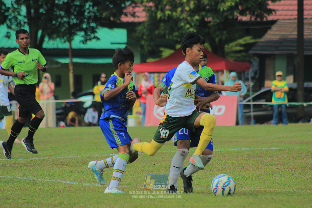 u13 200626 maesa pararaider white vs blles academy