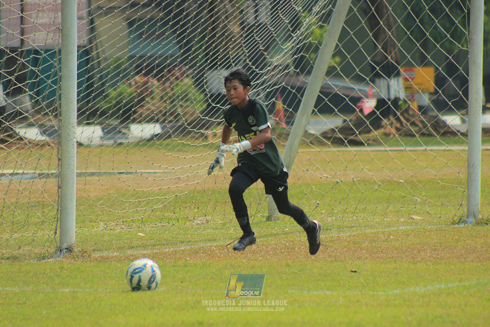 u13 200626 maesa pararaider white vs blles academy