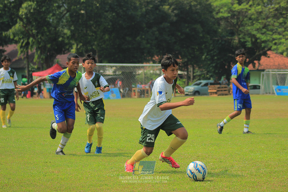 u13 200626 maesa pararaider white vs blles academy