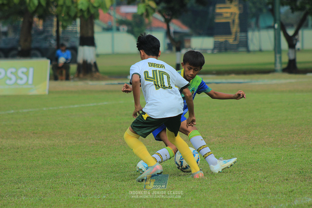 u13 200626 maesa pararaider white vs blles academy