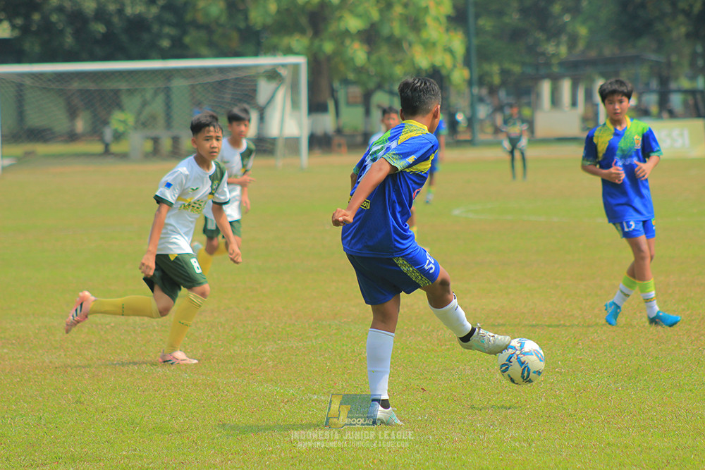u13 200626 maesa pararaider white vs blles academy
