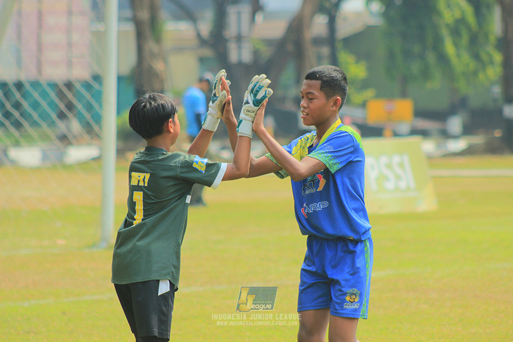 u13 200626 maesa pararaider white vs blles academy