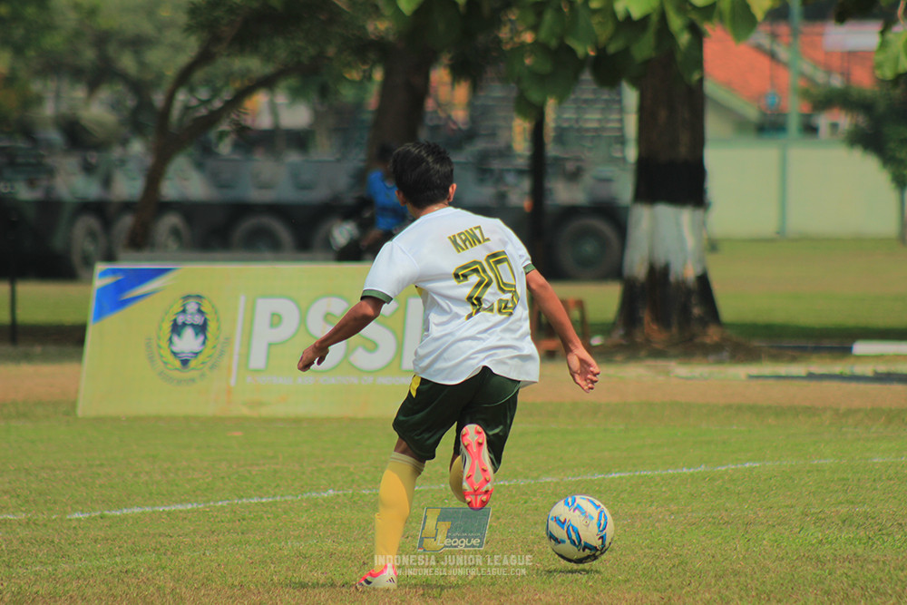 u13 200626 maesa pararaider white vs blles academy