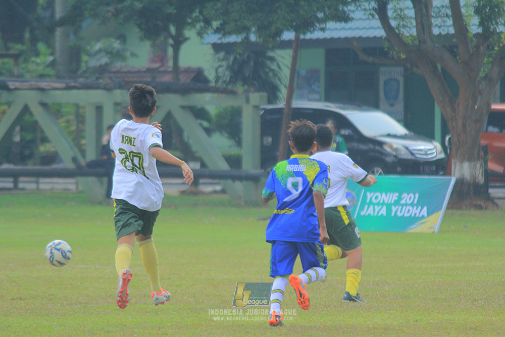 u13 200626 maesa pararaider white vs blles academy