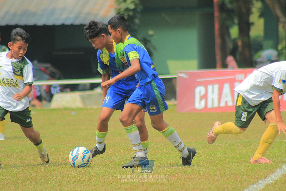 u13 200626 maesa pararaider white vs blles academy